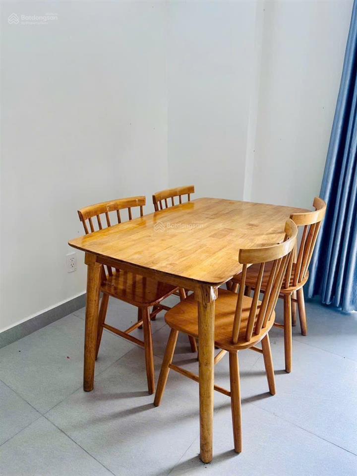 Cho thuê căn góc nam long 45m2, 1 phòng ngủ, full nội thất, 2 ban công, mới, thang máy, bãi xe