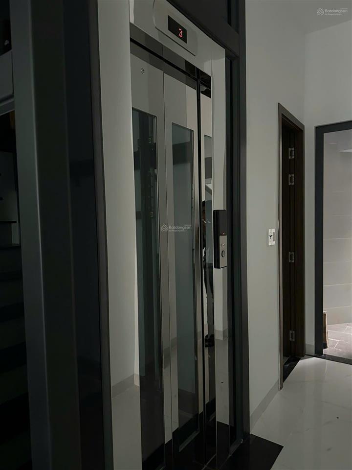 Cho thuê nhà mặt tiền trung tâm quận 1