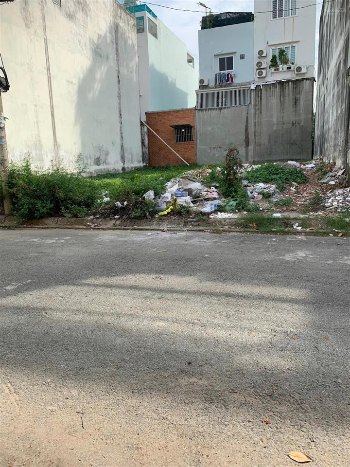 Chính chủ bán gấp 2 lô đất thổ cư 100%. 735tr/nền. 2 nền 10x20m. sổ riêng. ngay mặt chợ đệm tân túc