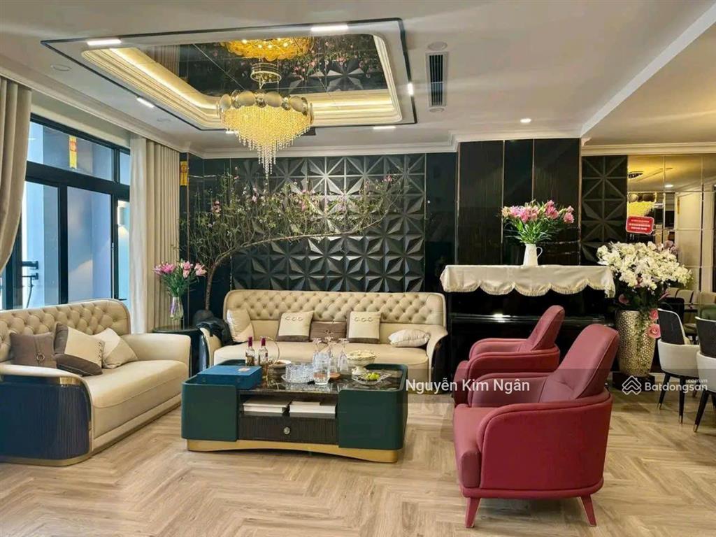 Bán hoa hậu đập thông rộng 240 m2 royal city giá tốt nhất thị trường, 0912 396 *** (mtg)