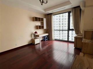 Hiếm: căn 2n rộng giá 8.3 tỷ- giá thật không ảo), rẻ nhất Royal City. LH: 0912 396 400