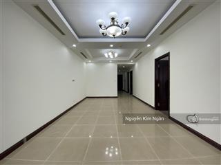 Royal city cho thuê nhanh căn 2n đồ cơ bản cdt giá siêu rẻ , 15 tr/tháng ,  0912,396,400