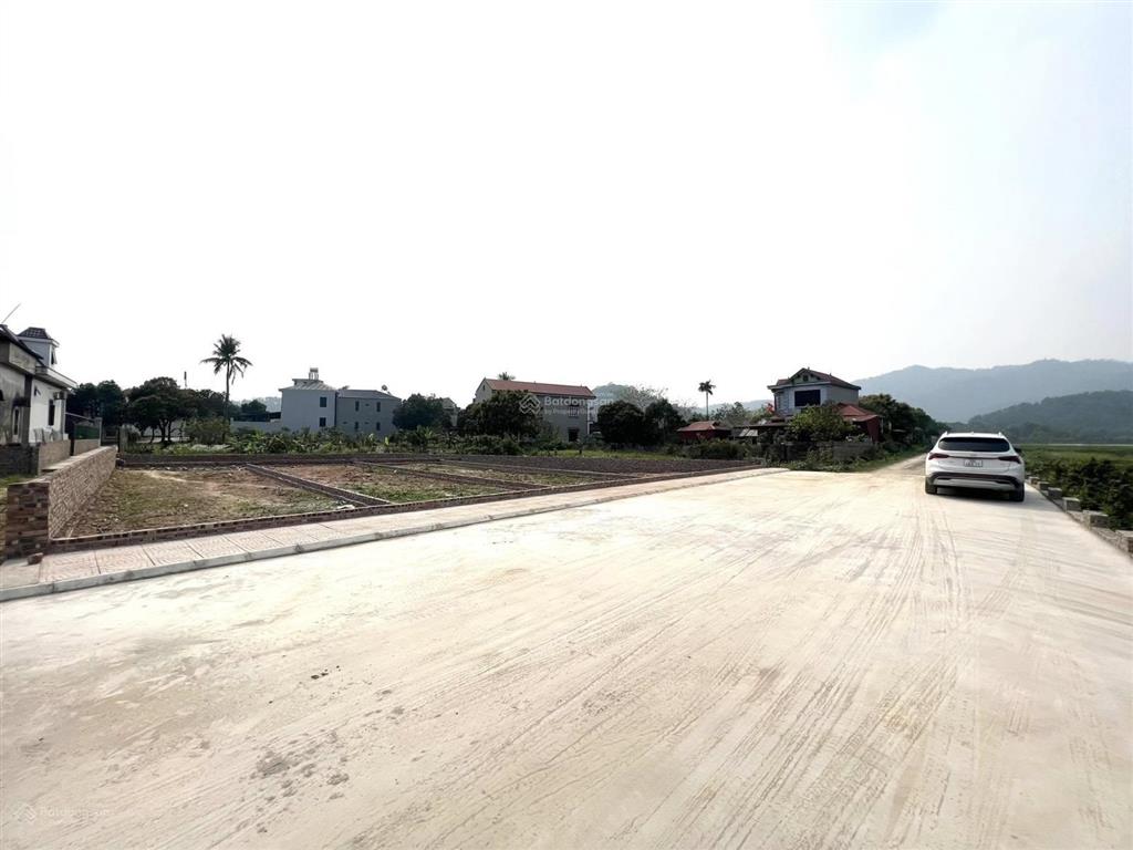 Bán 386,6m2 bìa làng rộng 8m. phù linh  xã sóc sơn  tp hà nội. phần 04 lô bán theo sơ đồ