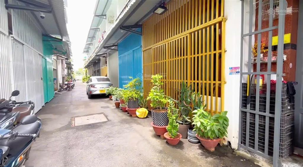 Bán nhà mặt phố tại đường 835d, thị trấn cần đước, cần đước, long an, giá cực chất 1,3 tỷ, 61,4 m2