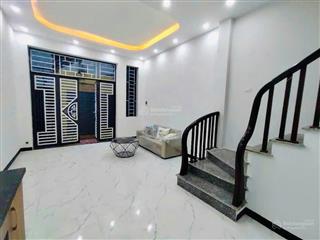 Bán gấp nhà 5 tầng 33m2 tại trung thanh, hữu hòa, thanh trì, mặt tiền 4m, giá siêu tốt 4.6 tỷ