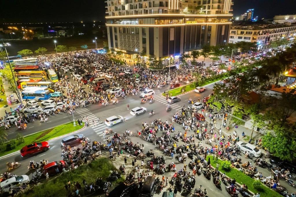 Căn hộ đẹp thế này ở apec marina phú yên rồi lại say  giá 550k/đêm