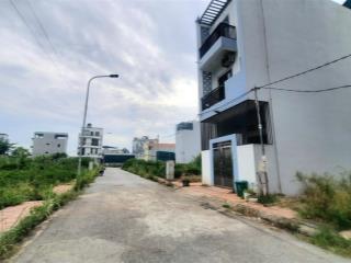 Cần bán lô đất dv song phương, hoài đức, dt 84m2, mt 5.56m, giá đầu tư.  0973 791 ***