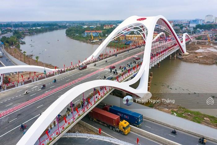 Bán đất + nhà cấp 4 mặt đường ngô gia tự chân cầu rào 140m 0968 005 ***