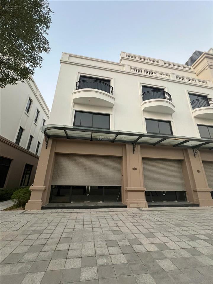 Cần tiền kinh doanh bán lại căn tầng 75m tại vinhomes móng cái dãy thương cảng 3 giá 4 tỷ