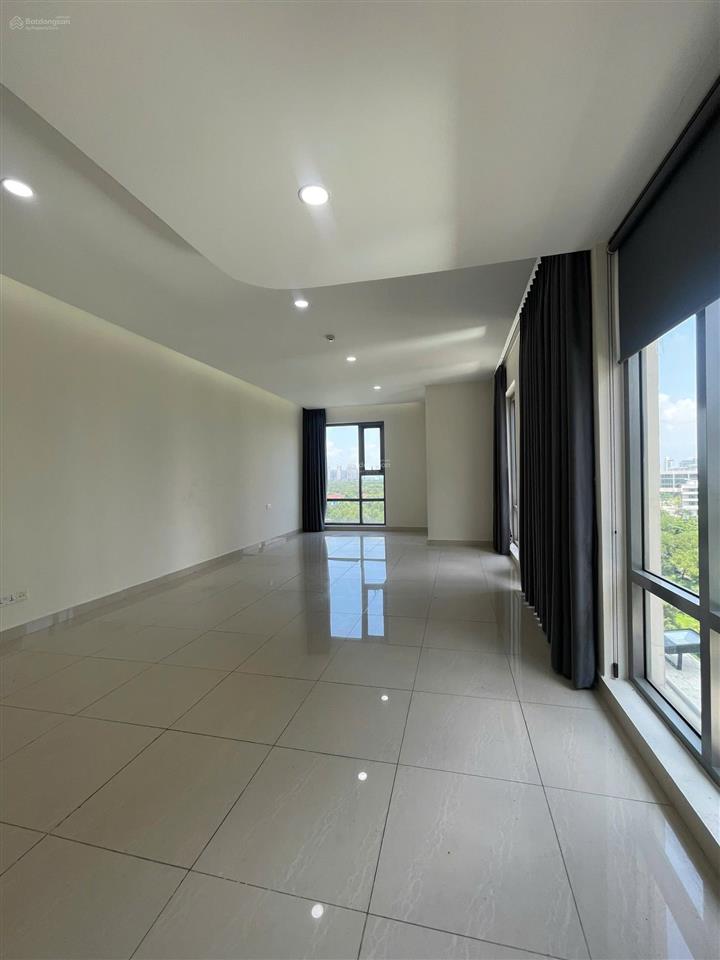 Cho thuê căn hộ officetel tại dự án golden king số 15 nguyễn lương bằng phường tân phú quận 7.