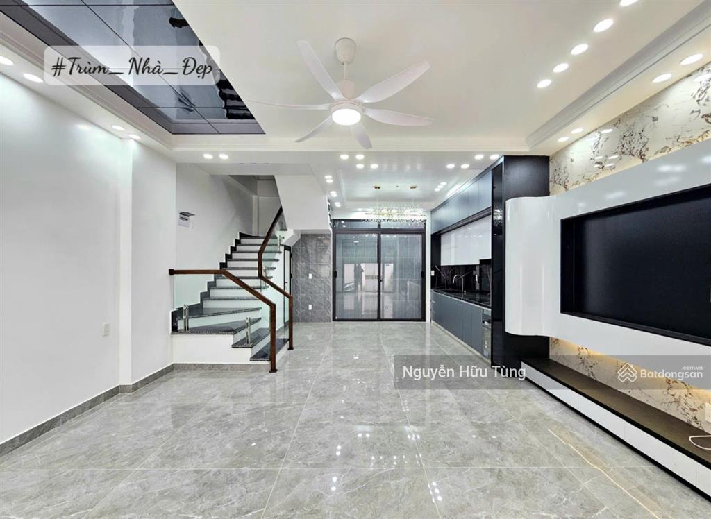 Nhà xây mới khu vực văn cao ngô gia tự 4 tầng ô tô đỗ cửa giá loanh quanh 4 tỷ hỗ trợ vay bank