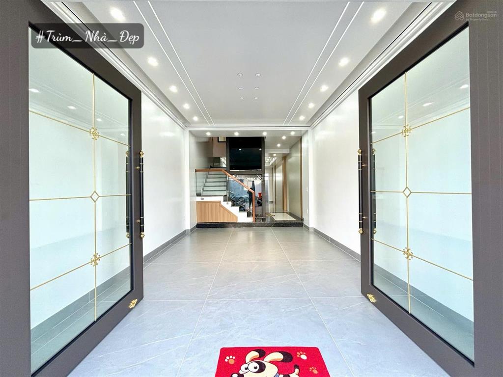 Nhà 5 tầng thang máy tuyến 2 lê hồng phong, vị trí vàng thuận lợi kinh doanh buôn bán, mở công ty