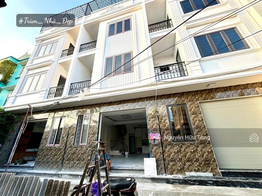 Nhà xây mới mặt ngõ khu vực vạn mĩ  đà nẵng ngõ rộng 4m ô tô đỗ cửa hoặc cho vào nhà chỉ hơn 3 tỷ