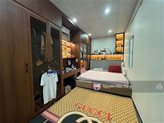 Bán nhà 2 tầng hoàng ngọc phách  quán nam
dt 93,2m2 ngang 4,2m thực tế 4,5m
full nội thất