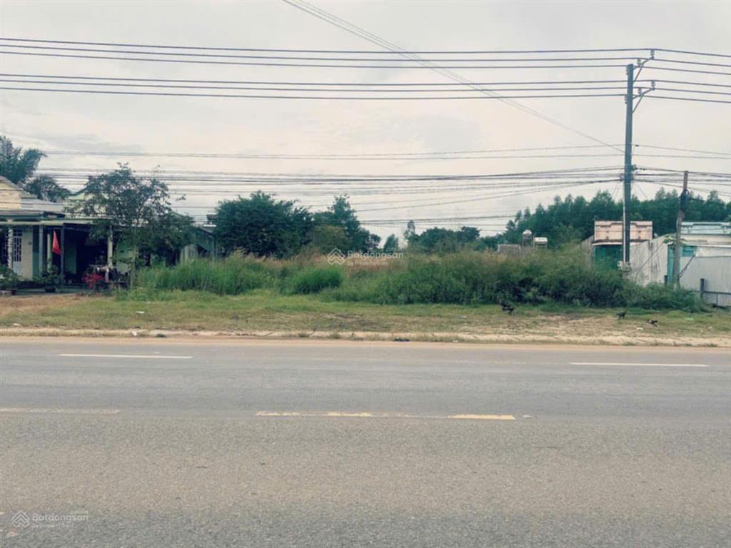 Bán đất mặt tiền quốc lộ 1axuân hoà xuân lộc.đồng nai.2578 m2 .giá 7,5 tỷ