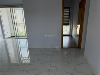 Bán căn hộ lake view ii thủ thiêm  3pn 2wc  96m2  giá 11 tỷ  view landmark 81 mát mẻ