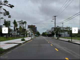 Hot hot lô đất 125m2 đối diện công viên khu đầm sen  giá gốc bao thuế phí