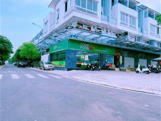 Giảm mạnh 2 tỷ. bán gấp chỉ 9 tỷ. nhà cực đẹp 1t2l khu văn hoa villa p. thống nhất biên hoà. 5x22m