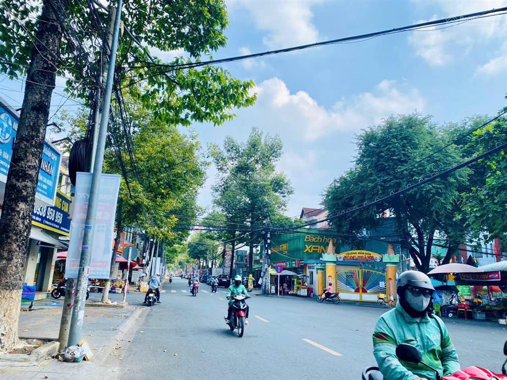 Siêu vip. mặt tiền đường 4 trương định, trung tâm biên hoà. lô góc 650m2 sổ thổ cư. giá rẻ 40 tỷ