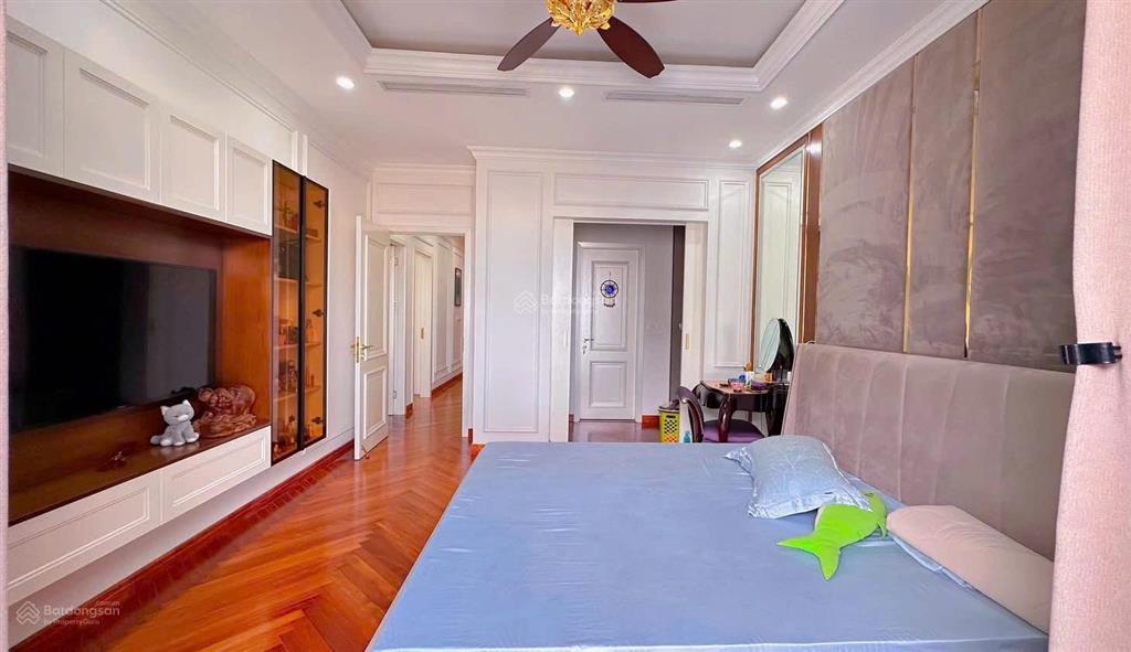 Bán căn chung cư cao cấp mhdi 60 hoàng quốc việt 76m2, 2 phòng ngủ, 2vs, cần bán gấp