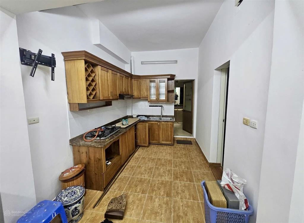Bán nhà tập thể tầng 2, phố quán thánh, ba đình 70 m2, 3 phòng ngủ, 1 vs