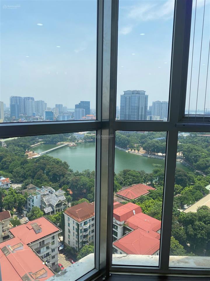 Bán căn chung cư tòa handcorp plaza 72 trần đăng ninh cầu giấy 170m2, 4 phòng ngủ, 2 vs