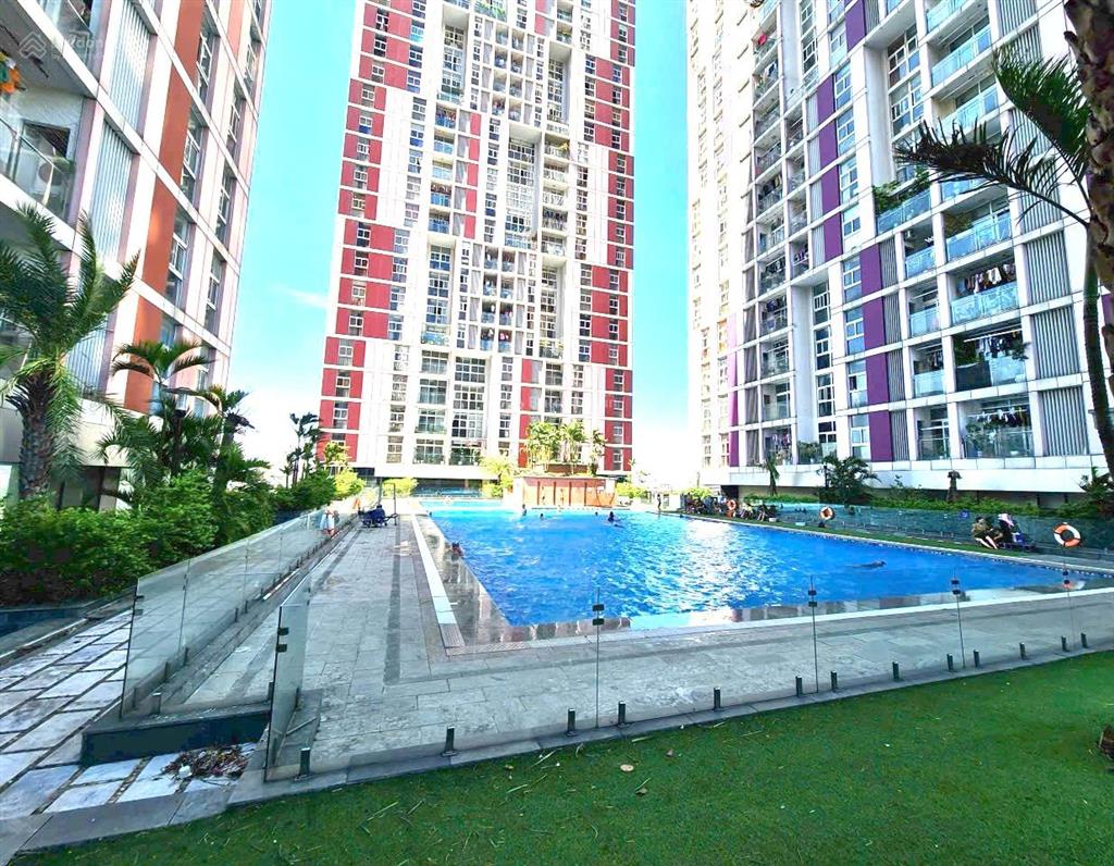 Bán sàn thương mại tầng 1 và bể bơi kđt văn khê, hà đông, 2812 m2, kinh doanh sầm uất