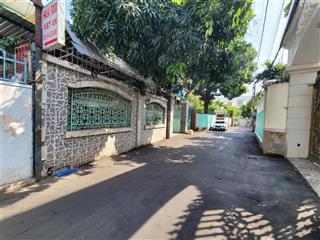 Bán cặp biệt thự sân vườn 640m2 (22.7x29)m hẻm 6m oto tránh nhau bãi trước giá 40 tỷ /2 căn