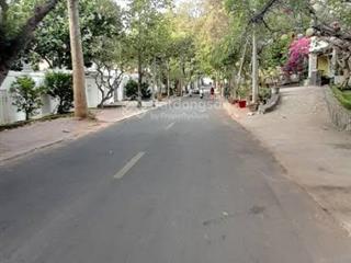Bán lô đất biệt thự 3 mặt tiền trung tâm bãi trước vũng tàu cách bãi tắm chỉ 500m diện tích 244m2