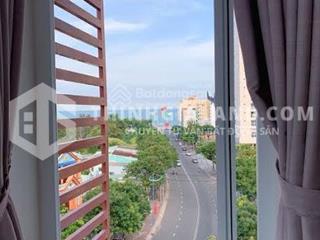 Bán khách 7t hoàn công 25p kinh doanh mặt tiền hoàng hoa thám, cạnh quảng trường cột cờ view biển