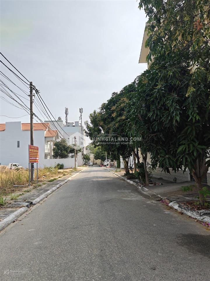 Bán lô đất đẹp xây biệt thự sát công viên bãi sau vũng tàu 213m2, full thổ cư giá 25.56 tỷ