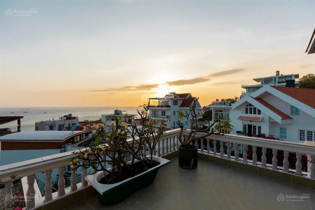 Cần tiền bán gấp 2440m2 đất view biển bãi trước, hẻm 12 trần phú khu biệt thự đồi sứ, vũng tàu