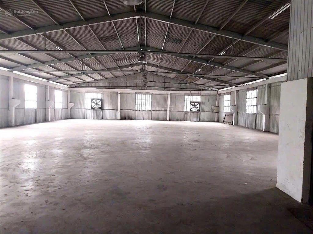 Cho thuê kho xưởng giá rẻ 2000m2 giá 75tr , phường bình hòa, tp thuận an, bình dương, hcm