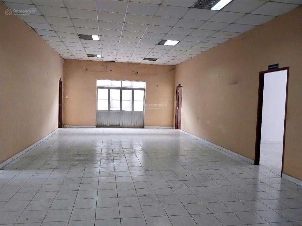 Cho thuê kho xưởng giá rẻ 2000m2 giá 75tr , phường bình hòa, tp thuận an, bình dương, hcm