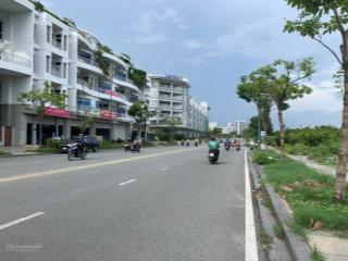 Văn phòng cho thuê lakeview thủ thiêm quận2 dt360 sủ dụng giá 65tr /tháng có hầm riêng