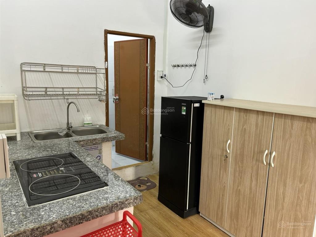Phòng lớn, tiện nghi tại lakeview city q2  5tr