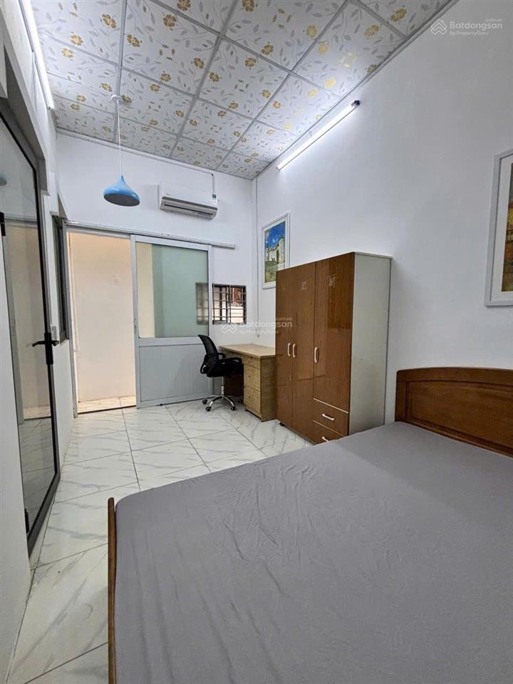Phòng lớn, tiện nghi tại lakeview city q2  5tr