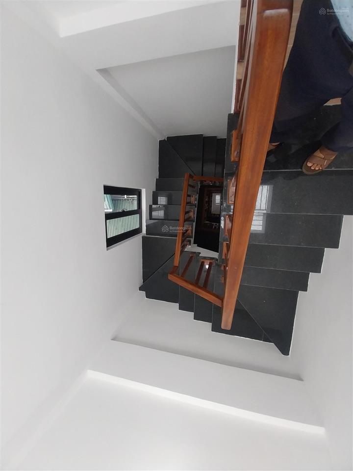 Bán gấp, nhà đẹp, mới xây, ô tô nhỏ lùi cổng, la tinh 1, ngay vành đai 4. dt 30m2x4t, nhỉnh 4 tỷ