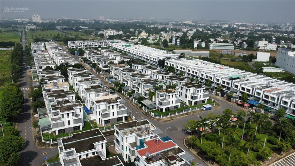 Bán gấp 1 căn góc 8x20 vị trí đẹp và 8x20 duy nhất giá 11.6 tỷ