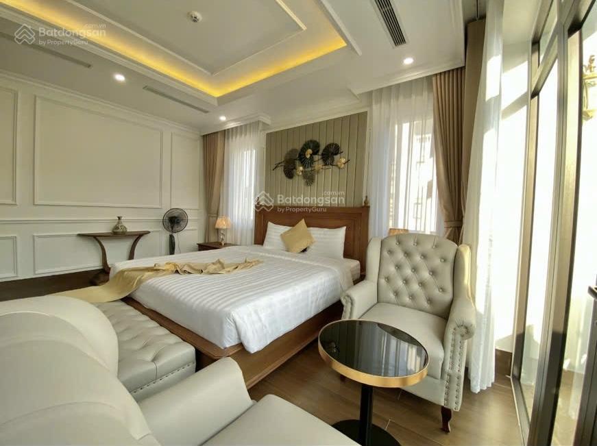 Căn đơn lập đẳng cấp trên đồi hải quân nhìn ra vịnh hoàn thiện tâm huyết siêu đẹp tại hạ long