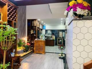 Nhà đẹp hòa xuân xách va ly vào ở ngay, vị trí gần ubnd phường,