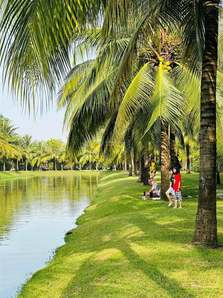 Studio khu mới beverly solari  giá chạm đáy studio giá 1,950 tỷ. dt34m2 dự án vinhomes grand park