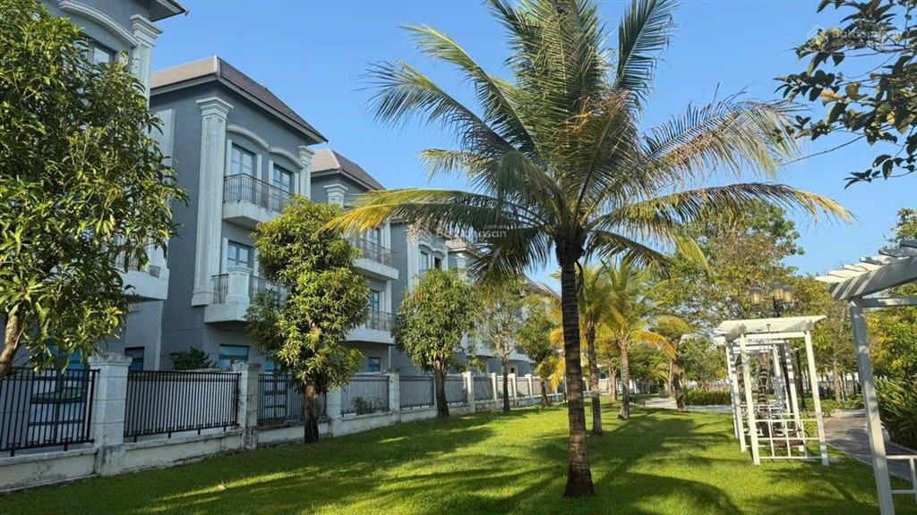 Sở hữu biệt thự manhattan  glory từ 36 tỷ vị trí kim cương, giá trị trường tồn theo thời gian !