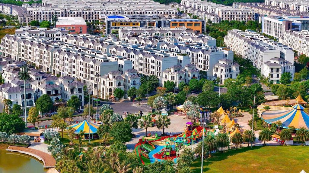 Sở hữu biệt thự manhattan  glory từ 36 tỷ vị trí kim cương, giá trị trường tồn theo thời gian !