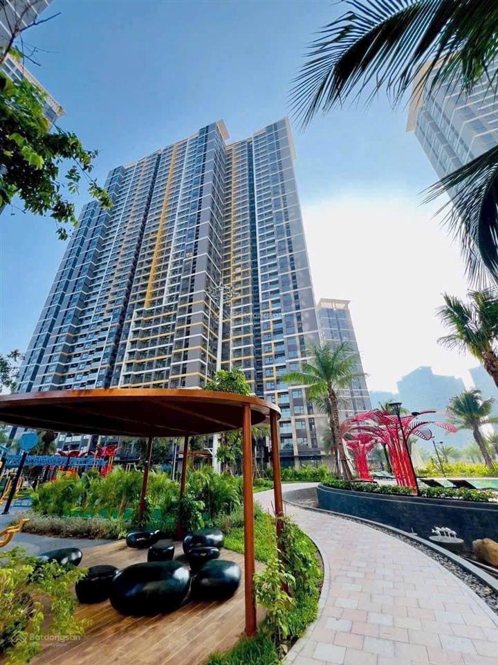 Bán căn hộ cao cấp giá 3,08 tỷ (2pn + 70m2) khu vinhomes grand park  giá tốt nhất hiện tại