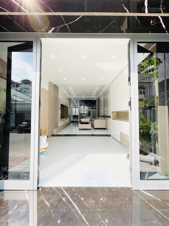 Siêu phẩm quận quận 7, nhà mặt tiền đường số 51 quận 7có thang máy full nội thất