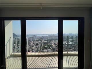 Cần bán căn 3 ngủ góc kosmo, view trọn hồ tây, sẵn hợp đồng thuê 62 tr/ tháng.