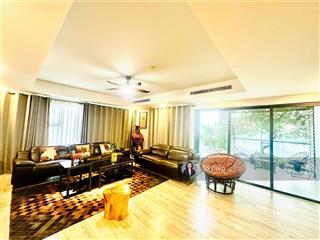 Bán căn hộ 158m2 view sân golf giá 10,7 tỉ  0966 916 ***