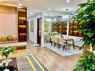 Bán nhanh căn góc 95m2 3pn, 2vs the pride giá 4,x tỷ tầng trung, hướng mát, nhà mới tinh vuông vắn