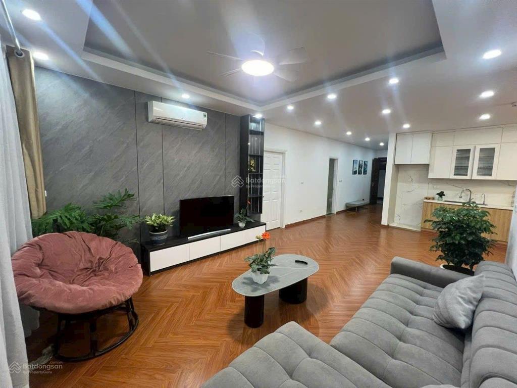 Cho thuê căn 88m2, 2pn  2vs cc the pride  tố hữu  hà đông